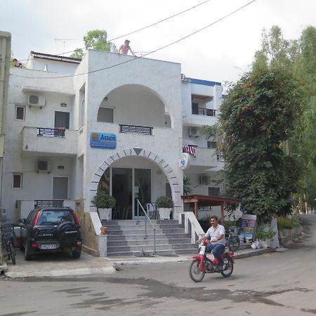 Egeon Rooms And Studios Georgioupoli Exterior foto